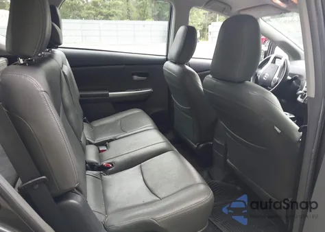 2012 Toyota Prius V Three z USA, uszkodzony, nr VIN JTDZN3EU8C3057247